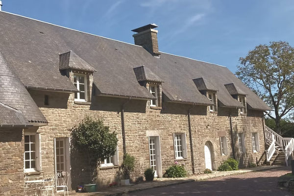Le MONTESSER